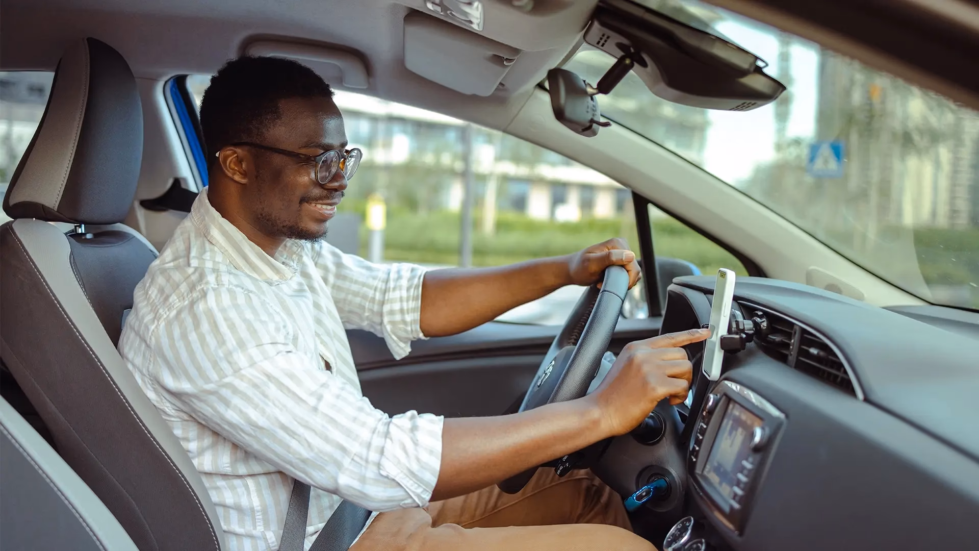 Can a motor vehicle operator use a portable wireless communication device?