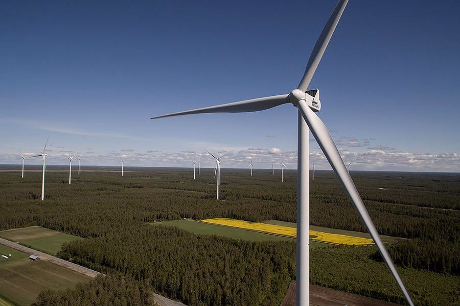 Will Vestas acquire MHI's 50 percent share of mvow joint venture?