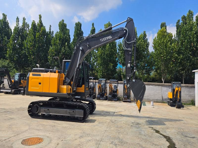 What makes JCB 150x a world-class excavator?