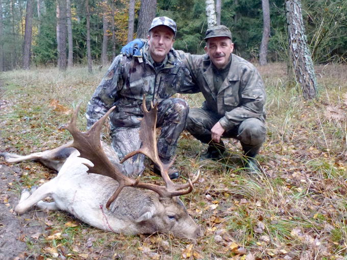 How many hunting districts are there in Poland?