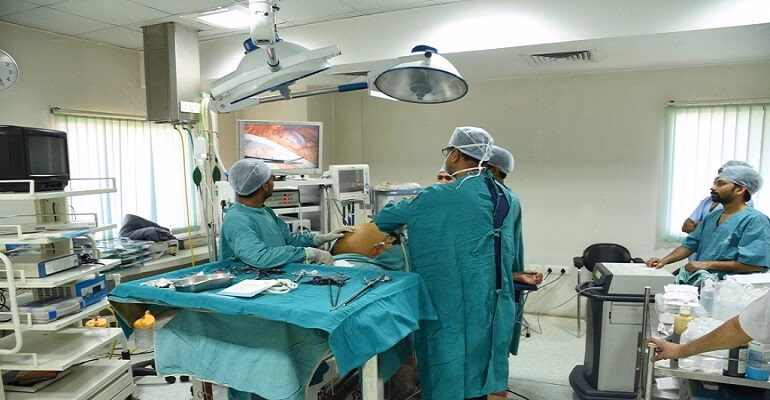 What does a hospital OT do?