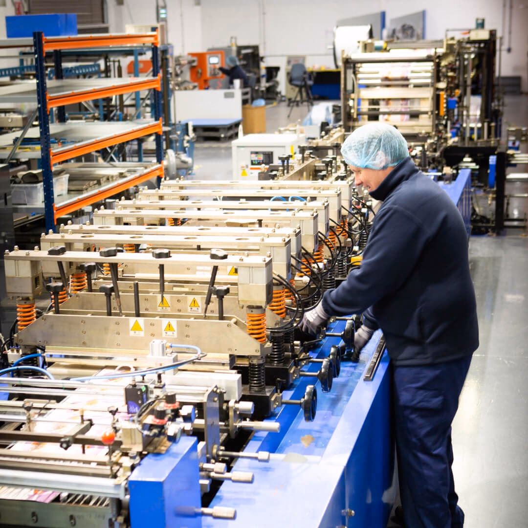 What does a packaging operator do?