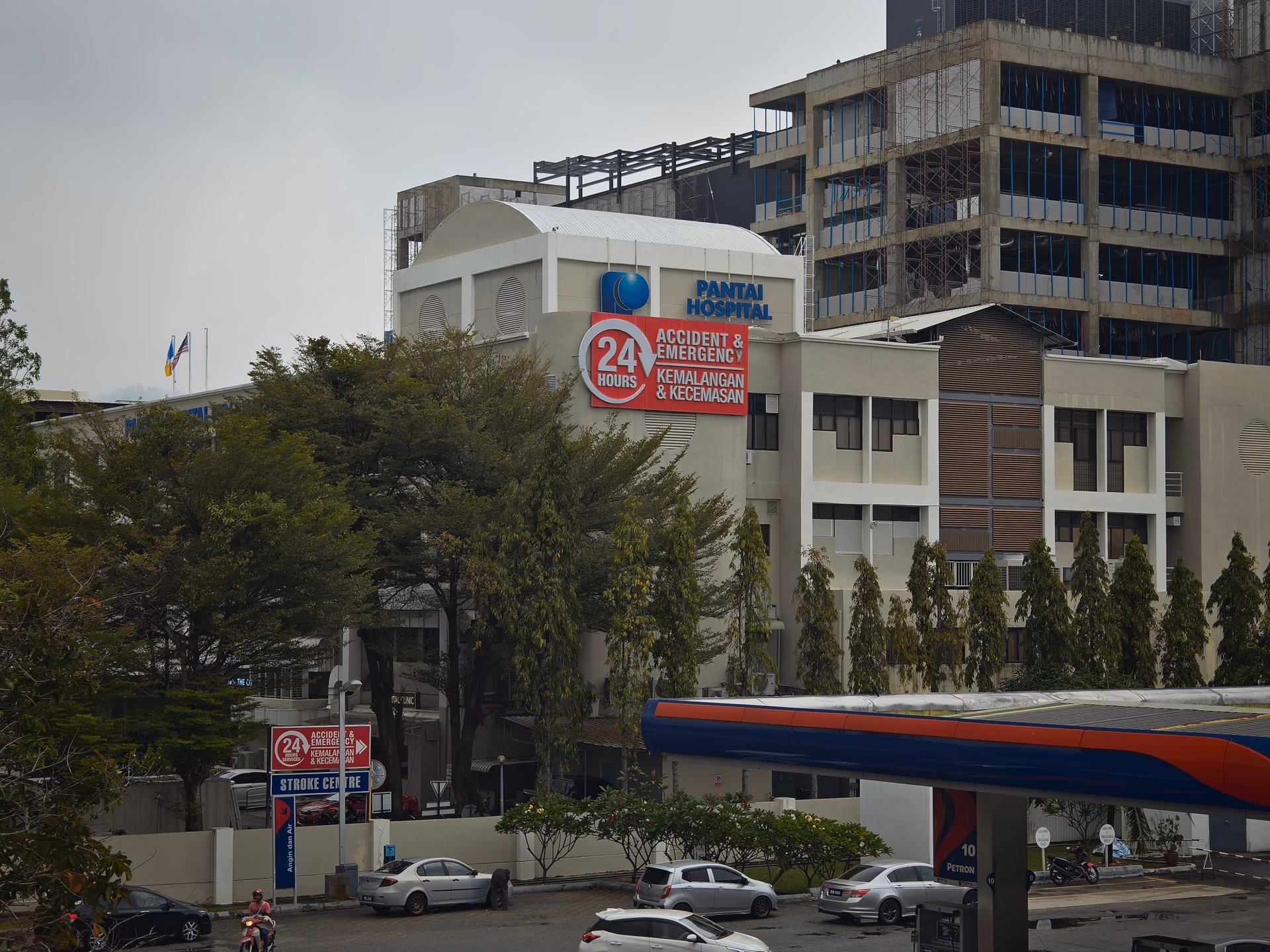 Why is Pantai Hospital Penang so popular?