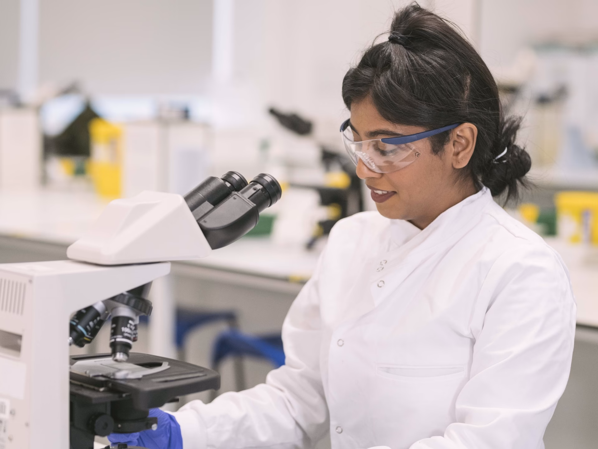 What can I do with a veterinary science degree?