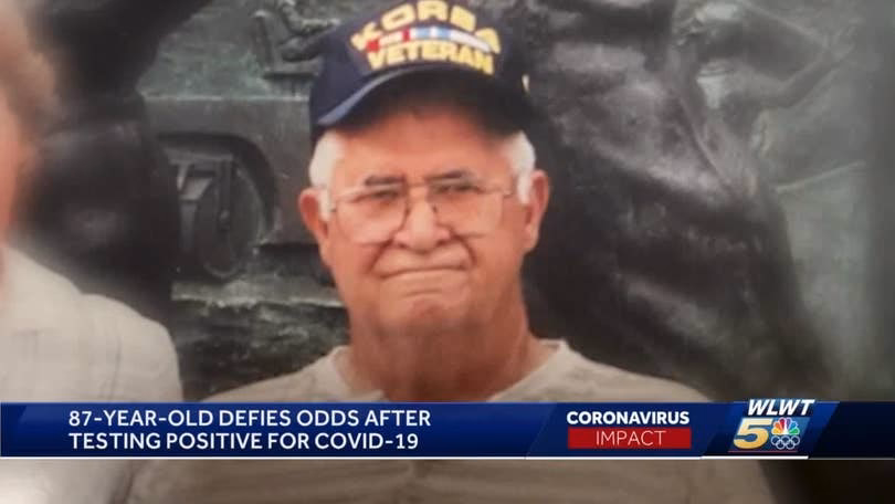 What are the symptoms of pneumonia in older adults?