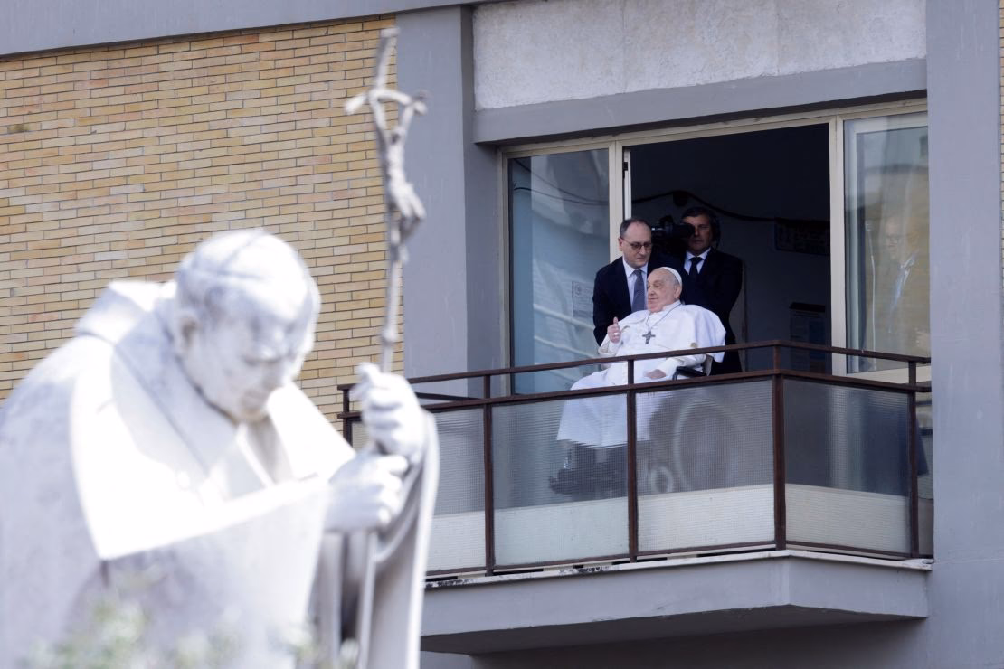 When did Pope Francis start his 28th consecutive day in hospital?