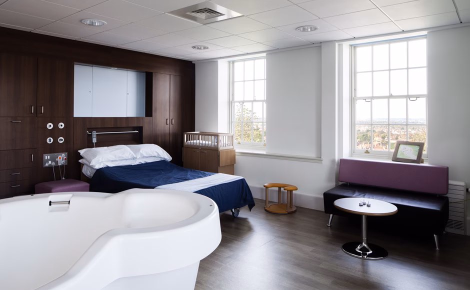 Can I give birth in a private maternity hospital?