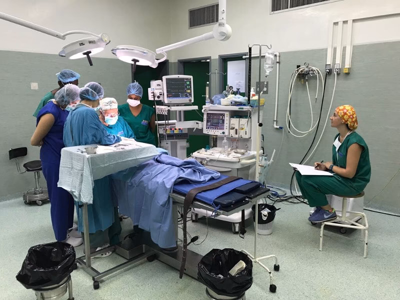 How do I get health care in Cape Verde?