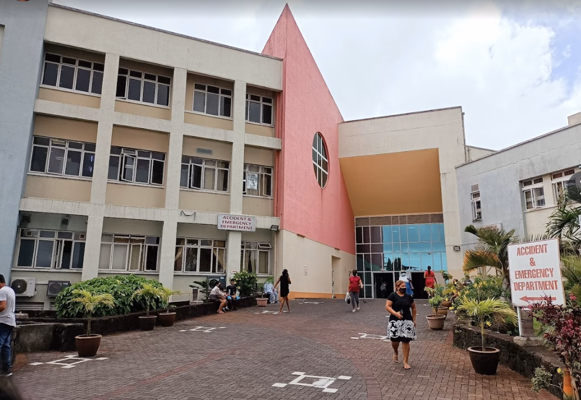 Where is St Louis Hospital of Mauritius located?