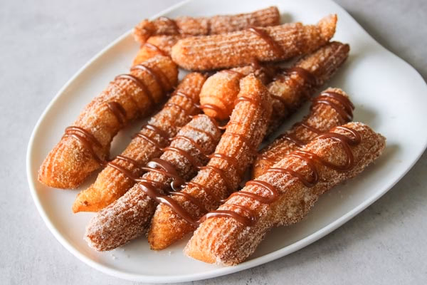 How are churros made?