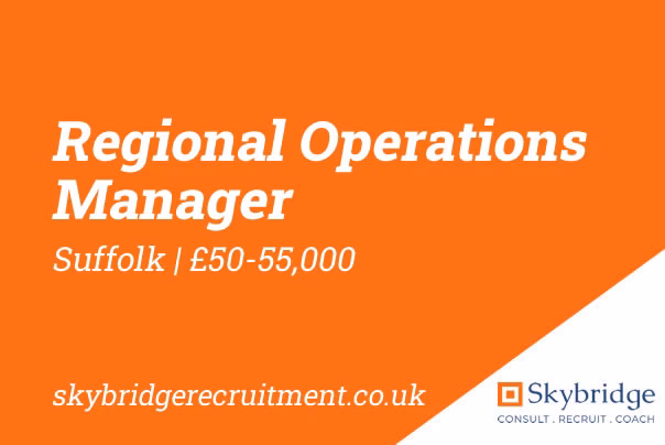 How much do operations managers make in UK?