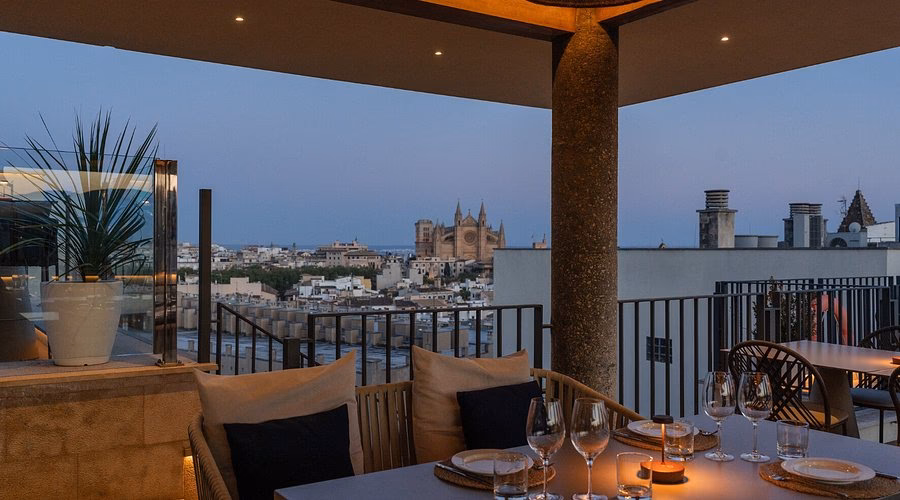 Where is the best rooftop bar in Palma?