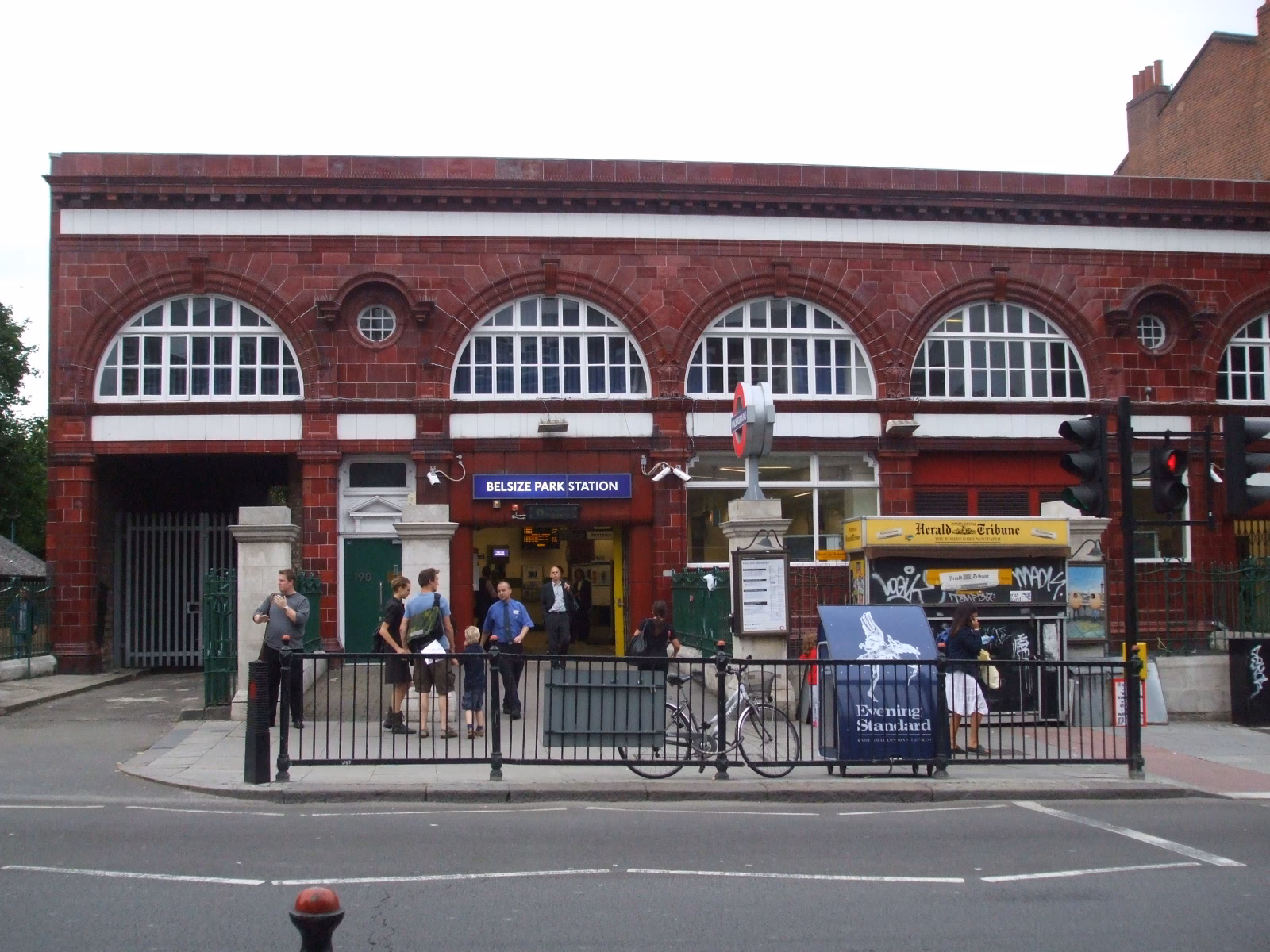 Which station is closest to the Royal Free Hospital?