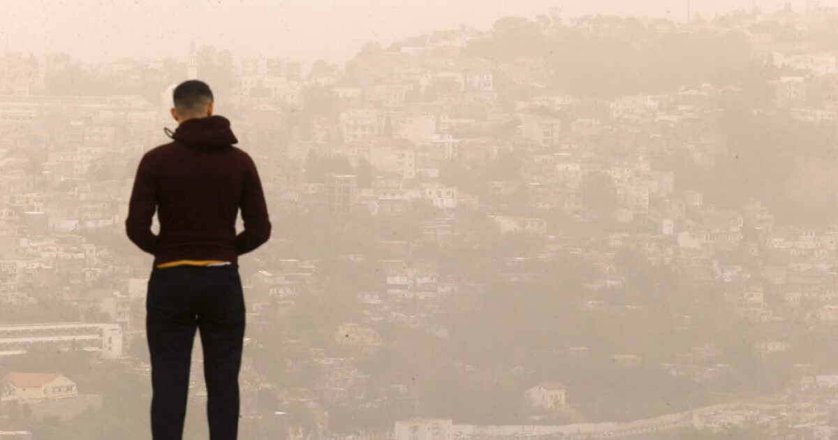 What are the side effects of Saharan dust?