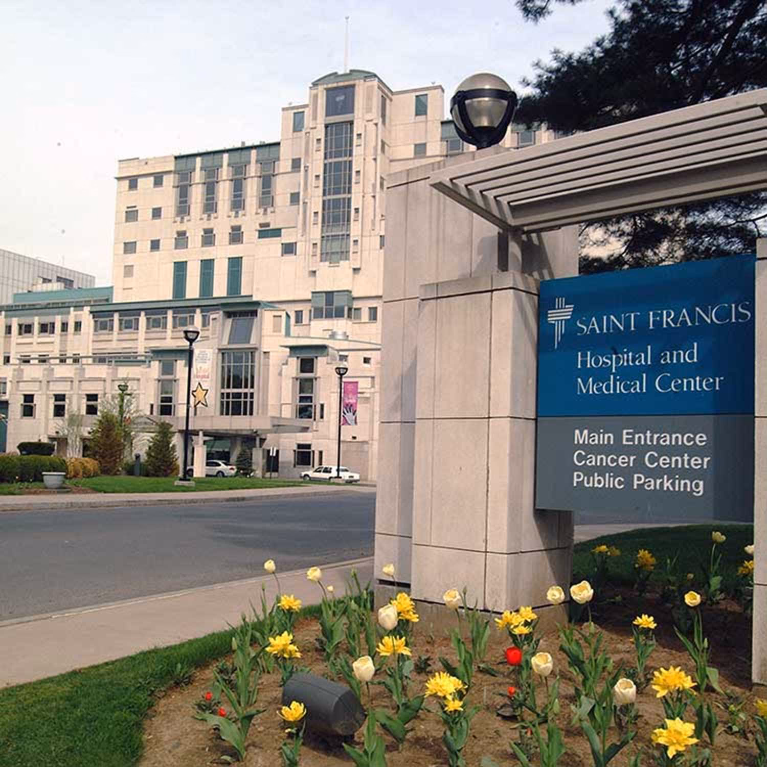 What is the NPI number for Saint Francis Hospital & Medical Center?