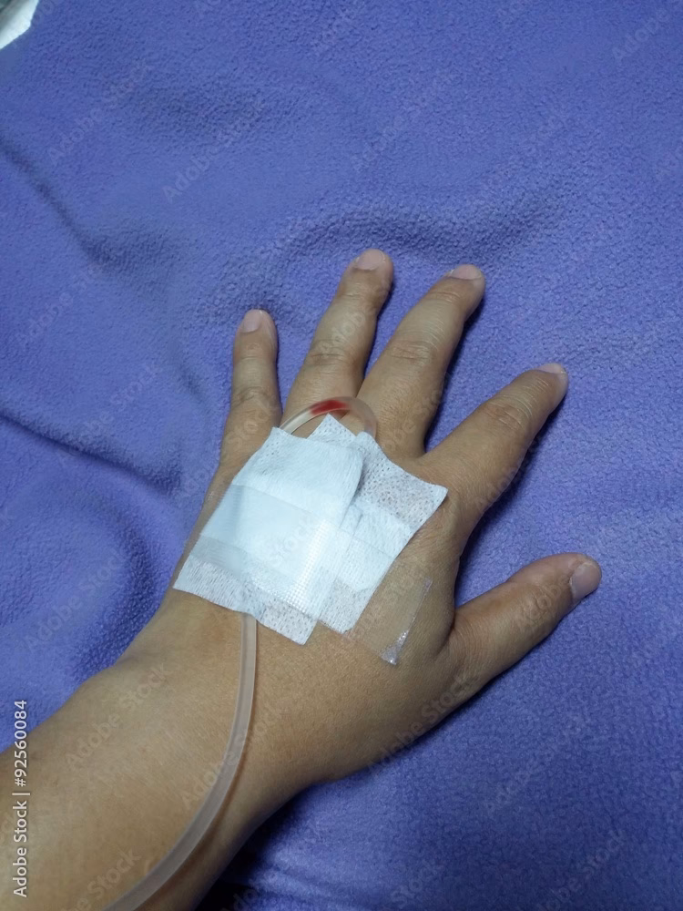 How can I contact Saline Memorial Hospital?