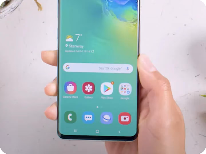 What Android version does Samsung use?