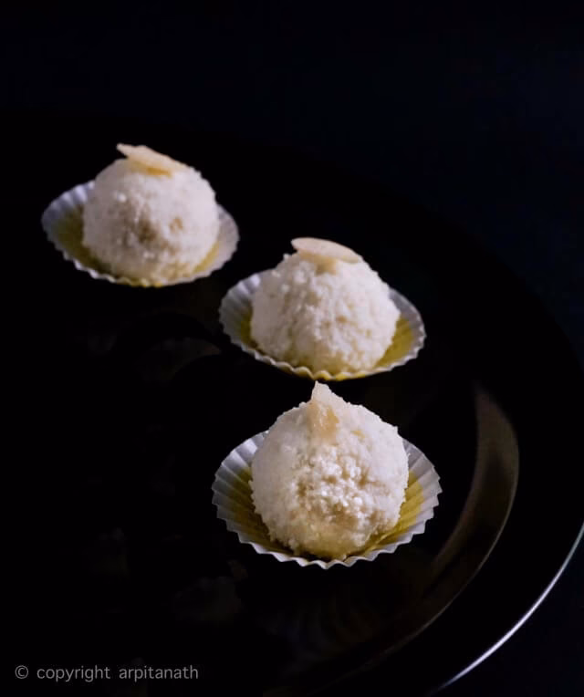 What is Sandesh sweet?