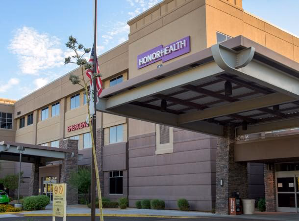 How many beds does Scottsdale Shea Medical Center have?