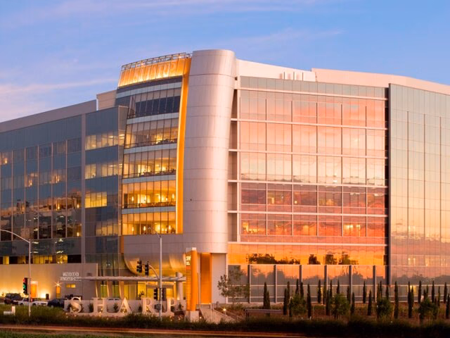 What services does Sharp Memorial Hospital offer?