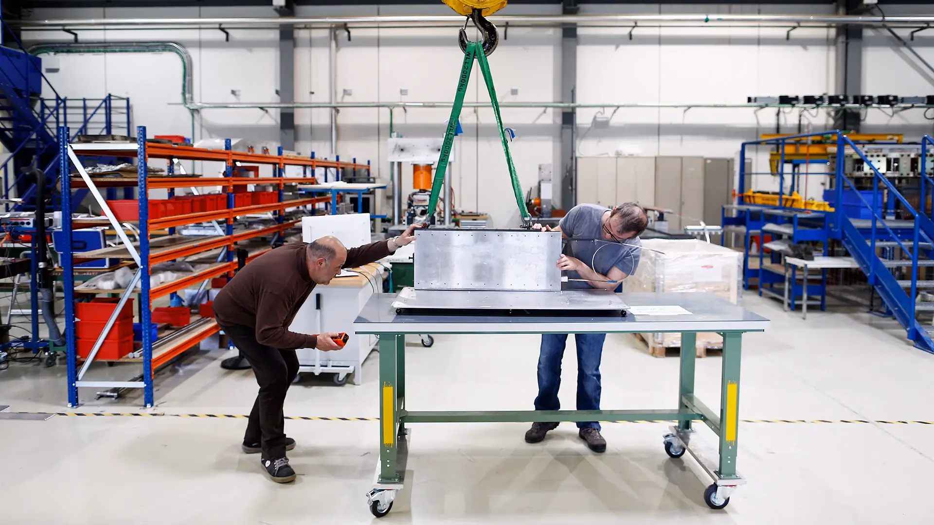 What is a contract employment law in Switzerland for freelancers?