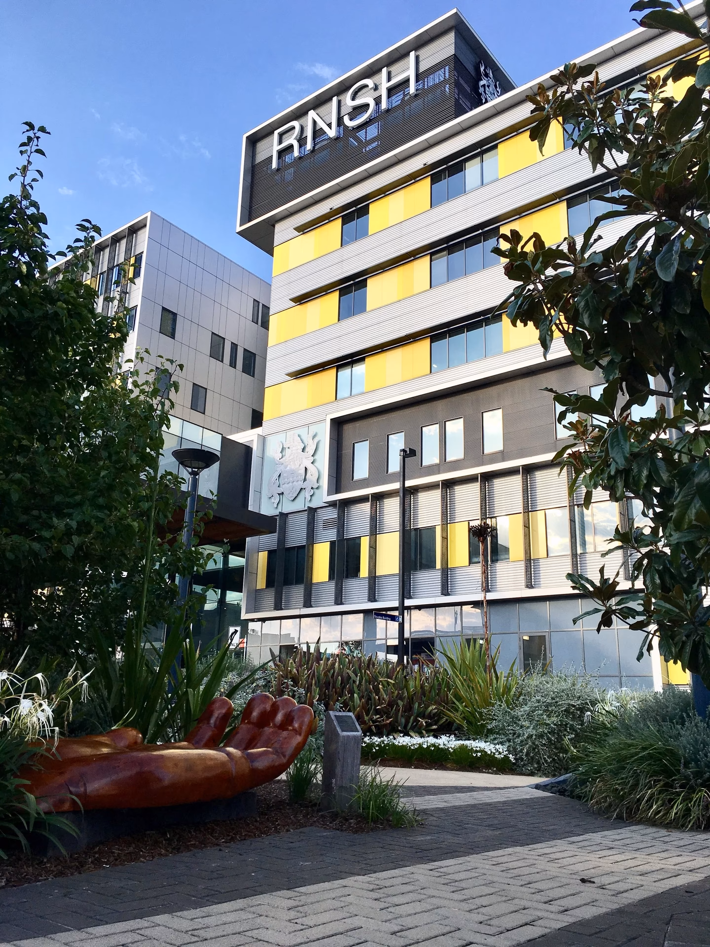 How do I contact Sydney Hospital hand unit?