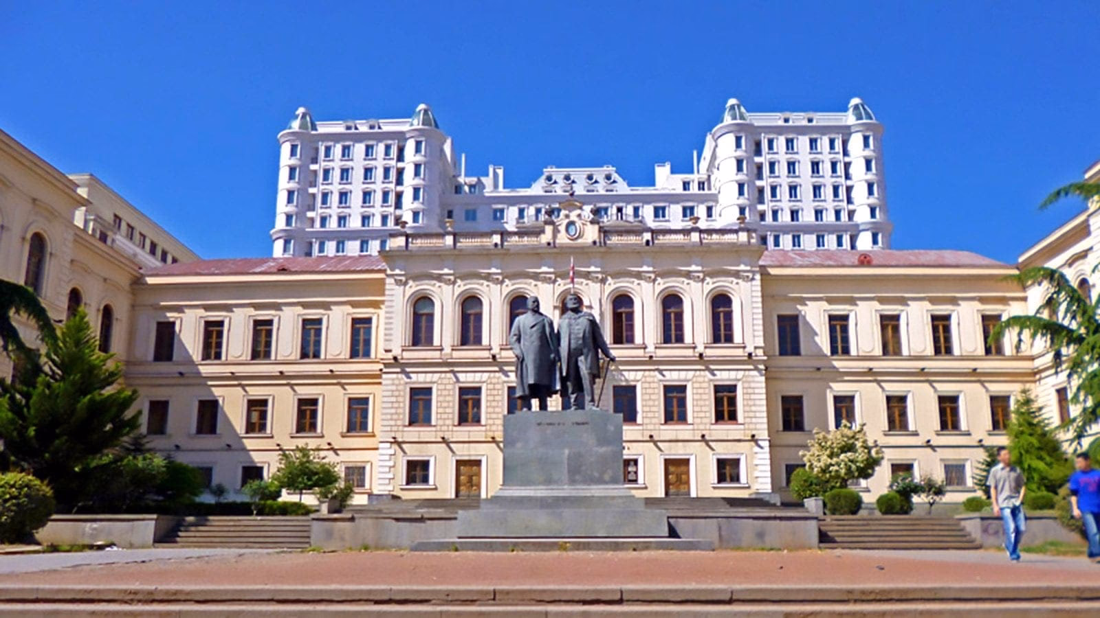 Where is Tbilisi State Medical Institute located?