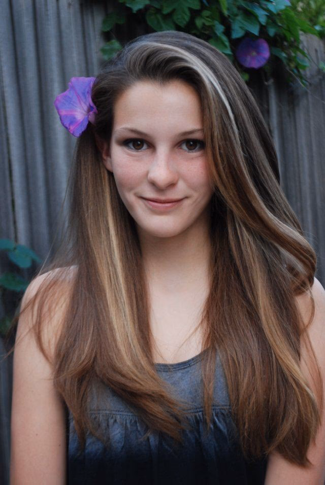 When did Tessa Allen start acting?