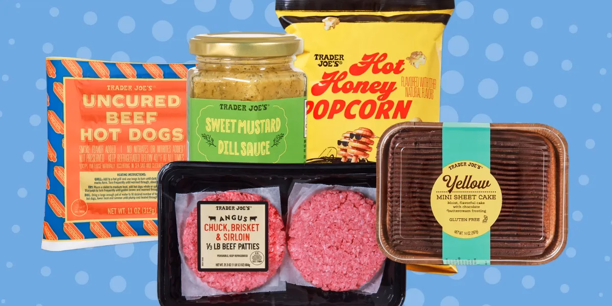 What are the operating hours of Trader Joe's on Labor Day?