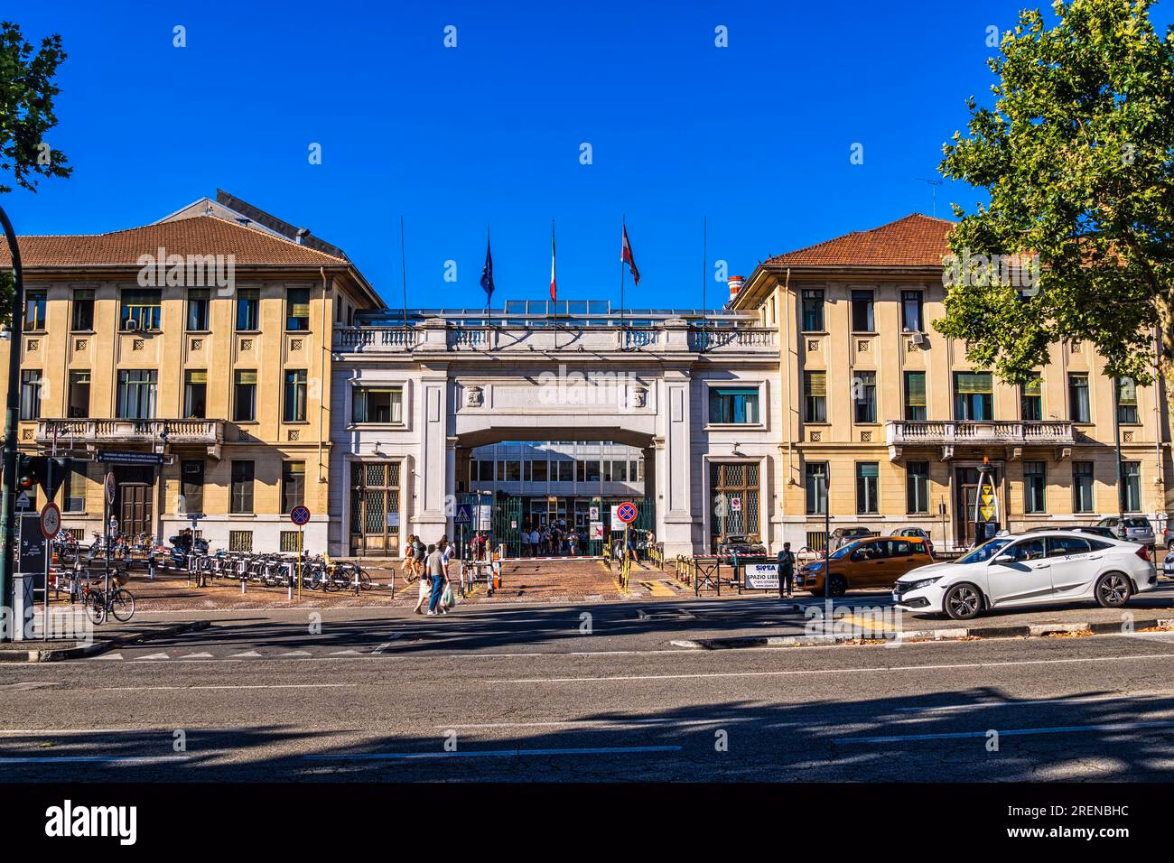 What hospitals are in Turin?