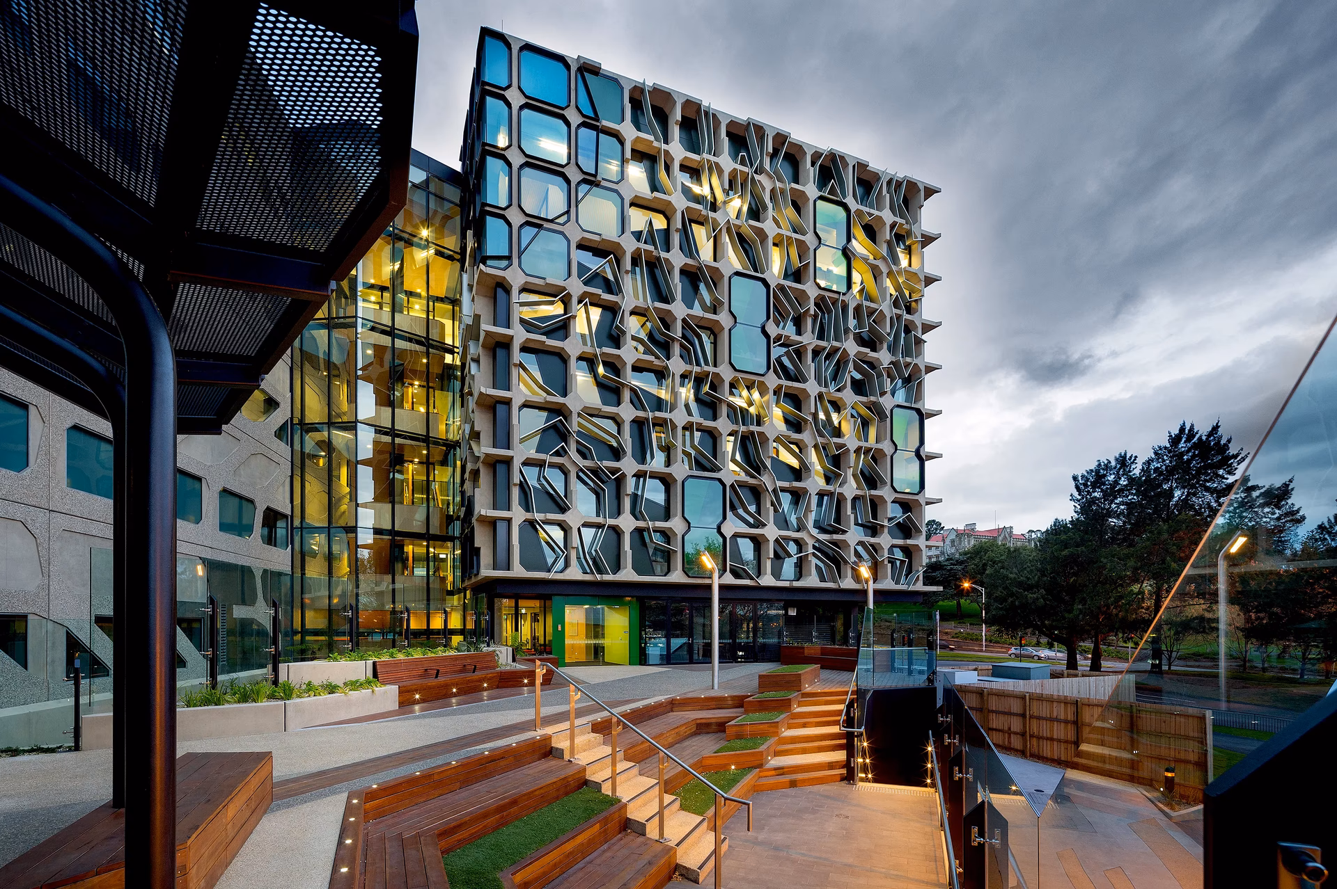 What makes the University of Tasmania unique?