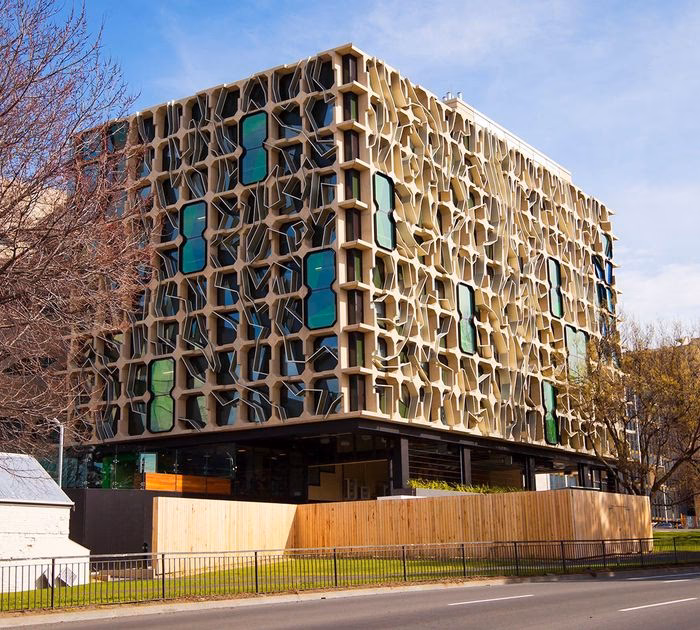 What is the University of Tasmania (RHH)?