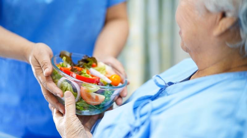 Do hospitals have vegan food?