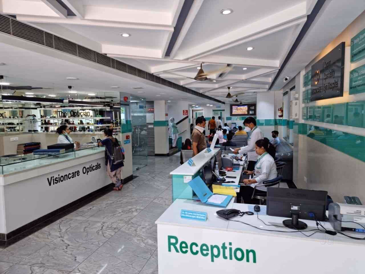 Who is superior eye health & vision therapy center?