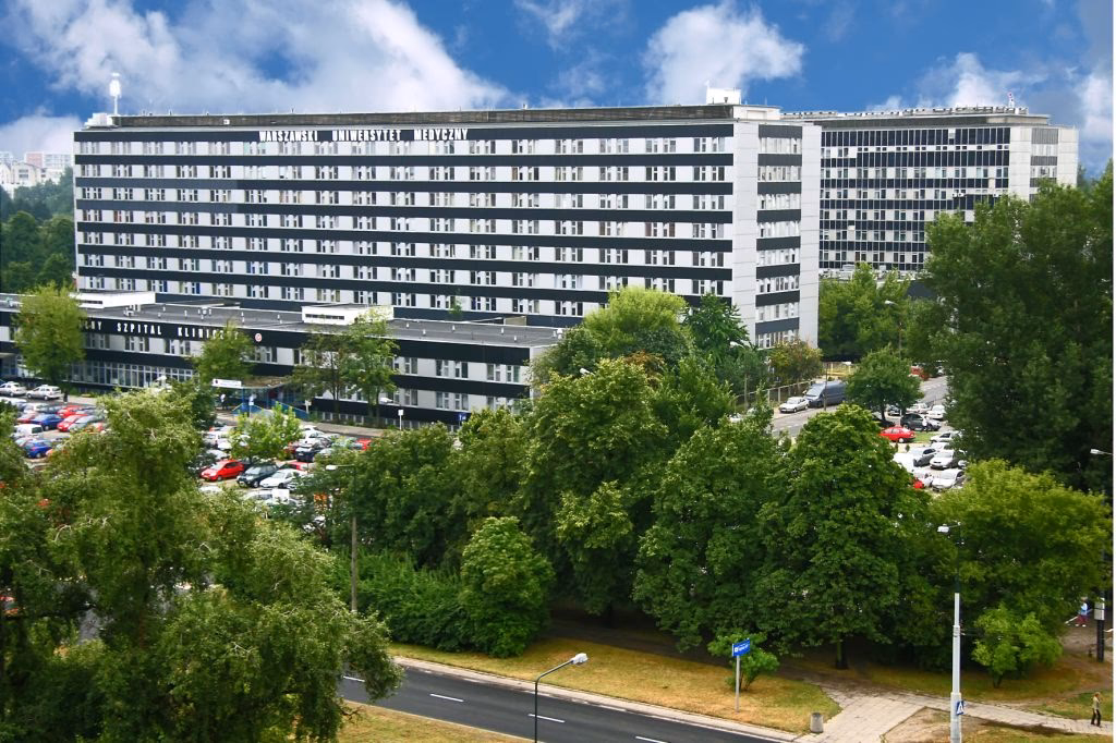 What is the American clinic Warsaw?