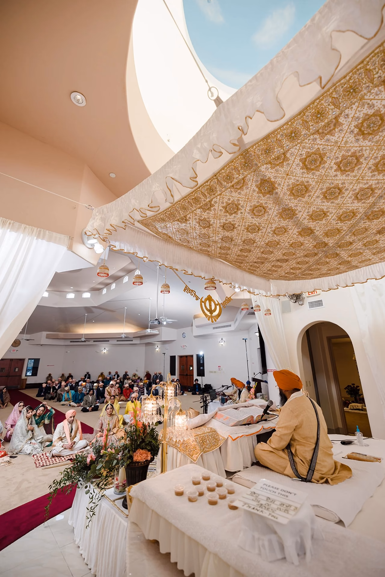 What are Punjabi wedding customs?