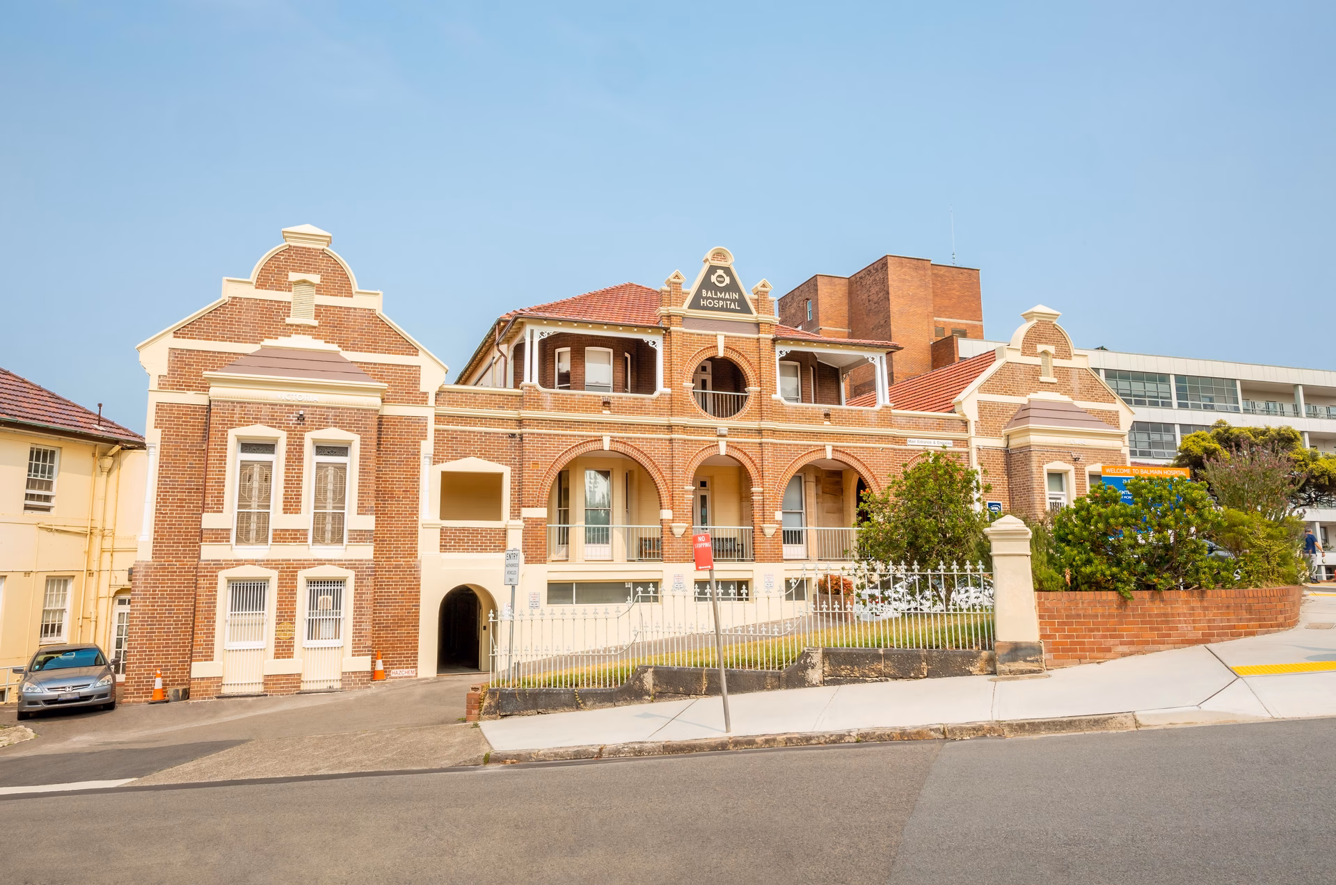 Where is Balmain Hospital?